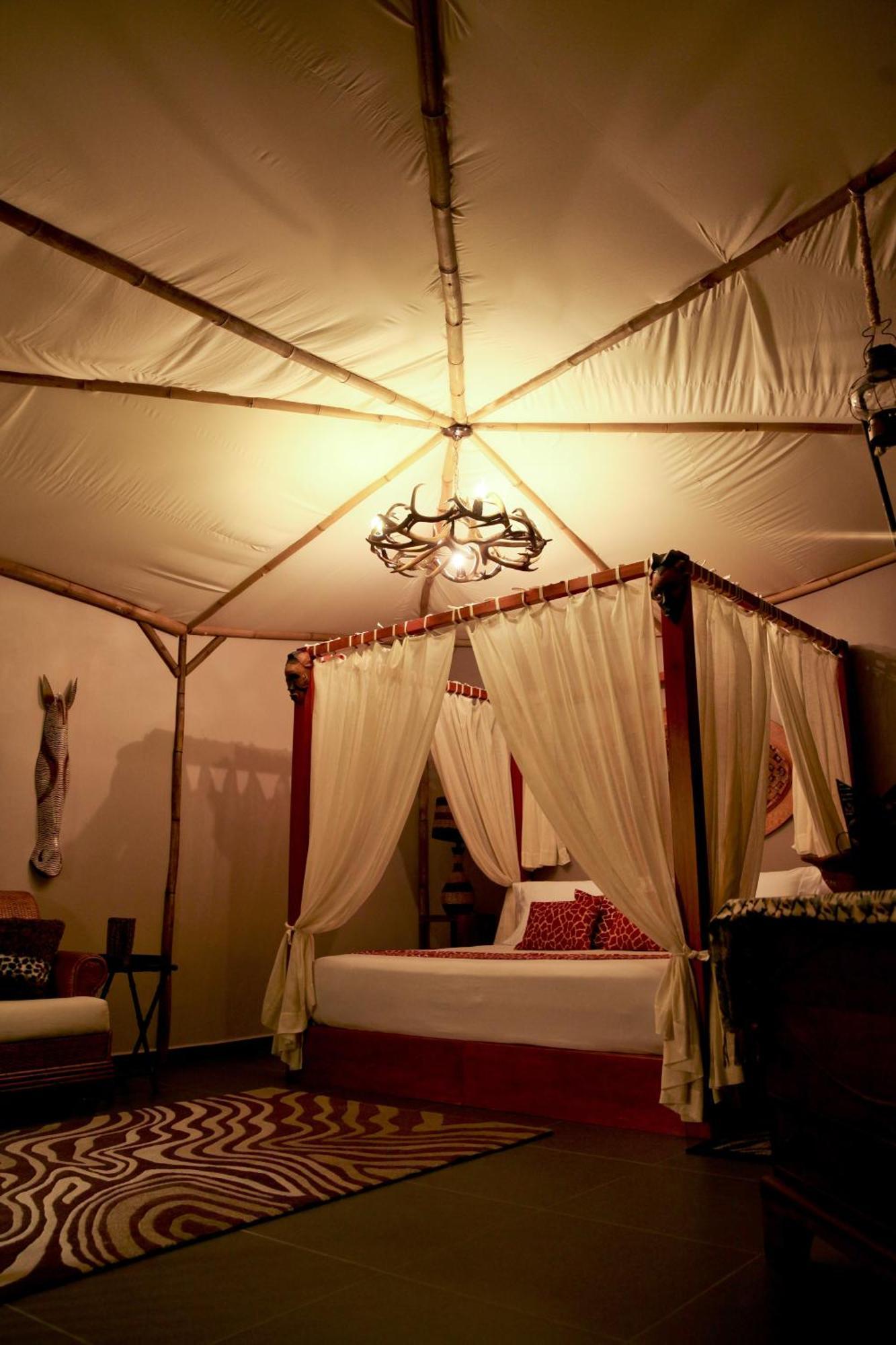 Grand Hotel Tepatitlan Oda fotoğraf
